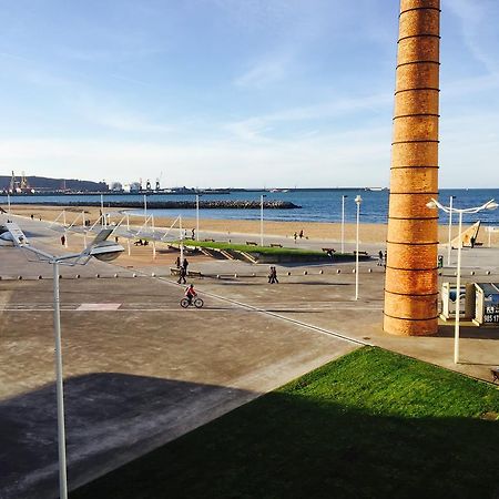 Apartamento Playa Poniente Gijón Buitenkant foto